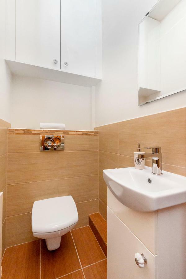 Beautiful Holyrood Park Apartment Edimburgo Esterno foto
