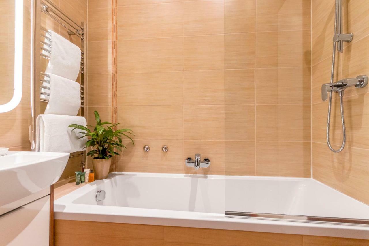 Beautiful Holyrood Park Apartment Edimburgo Esterno foto